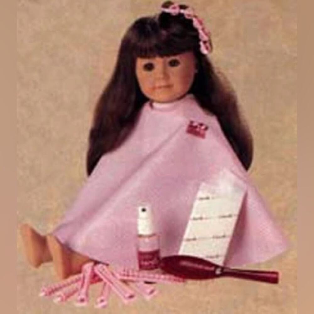 AMERICAN GIRL DOLL Hair Care Kit I Pink Rollers  Paper White Polka Dot Cape Set